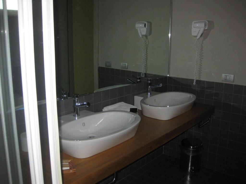 San Lorenzo Si Alberga Camigliatello Silano Habitación foto